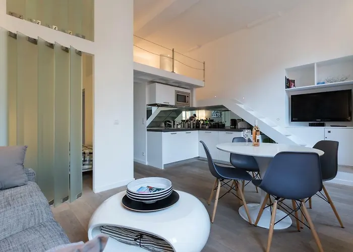 Magnificent Loft - Very *